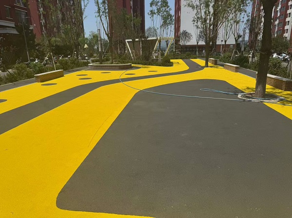 離石高級中學(xué)附屬院 (6).jpg