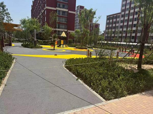 離石高級中學(xué)附屬院 (9).jpg